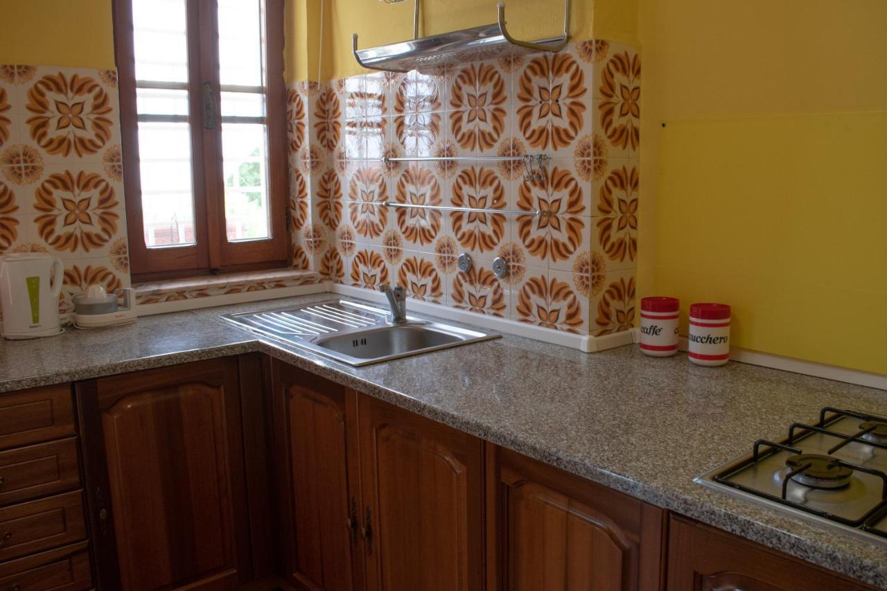 Casa Vacanze "Villa Severina" Iun R6166 R6692 Карбония Экстерьер фото