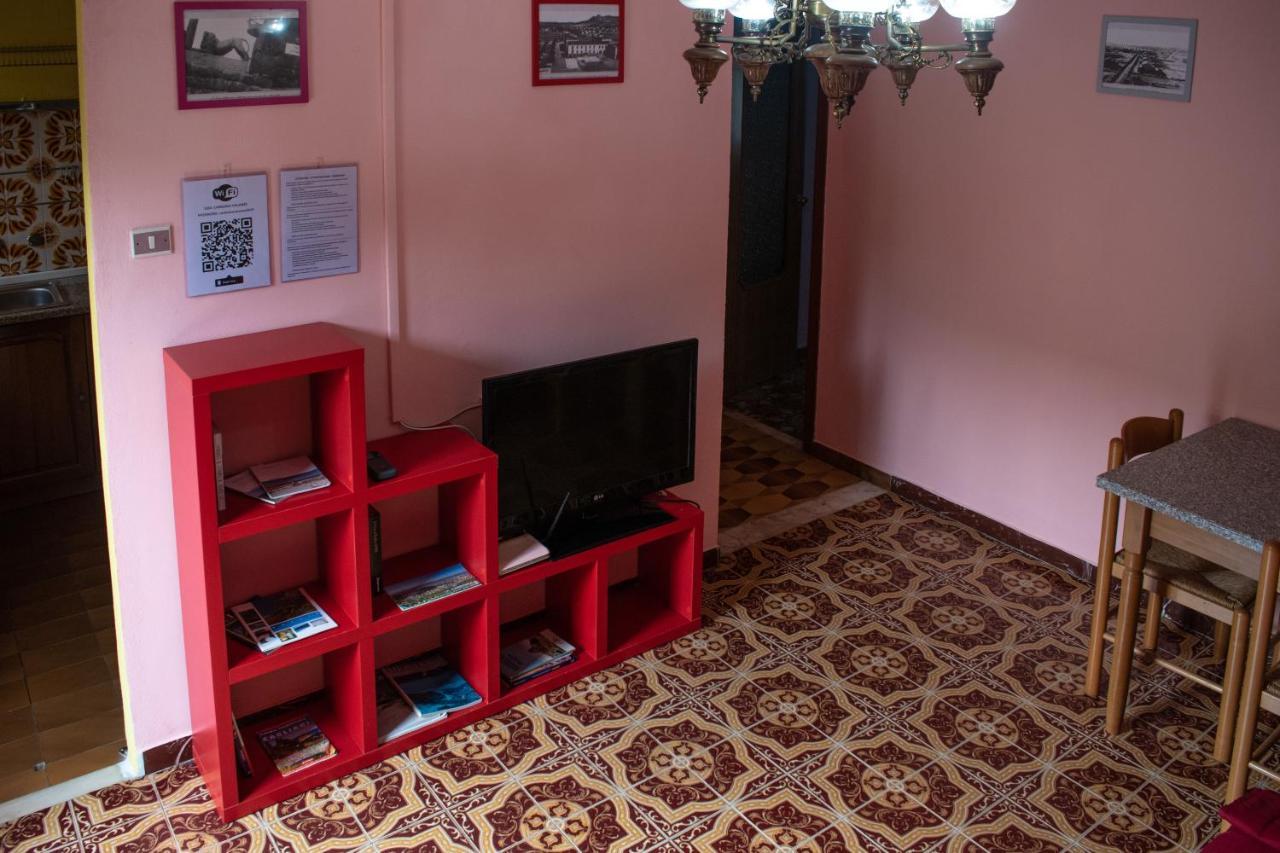 Casa Vacanze "Villa Severina" Iun R6166 R6692 Карбония Экстерьер фото