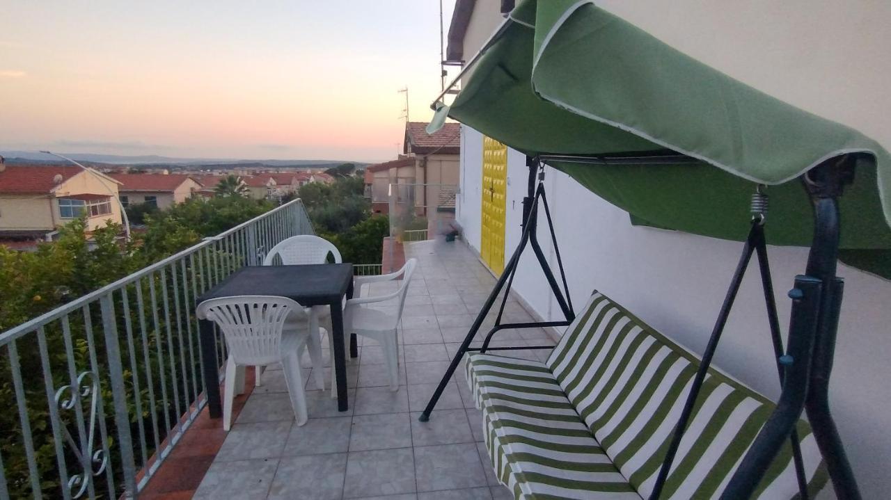 Casa Vacanze "Villa Severina" Iun R6166 R6692 Карбония Экстерьер фото